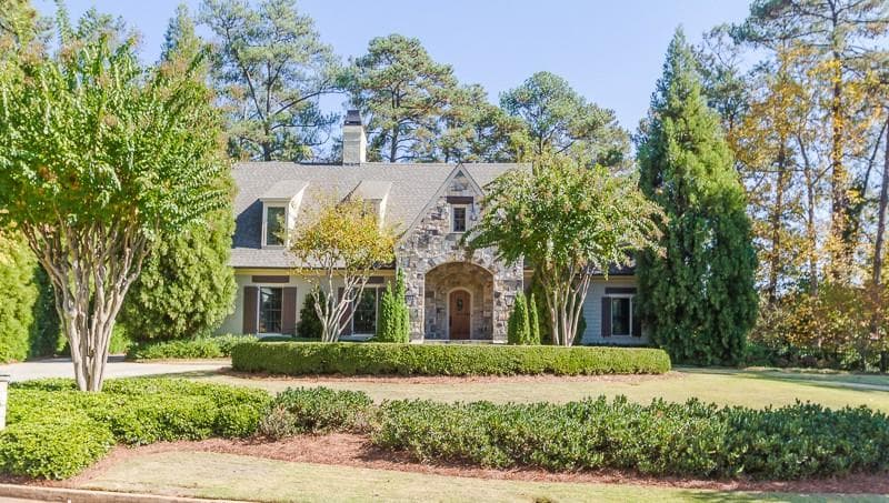4 bedroom single family residence sold at 5285 Woodridge Forest Trail, Sandy Springs, GA 30327