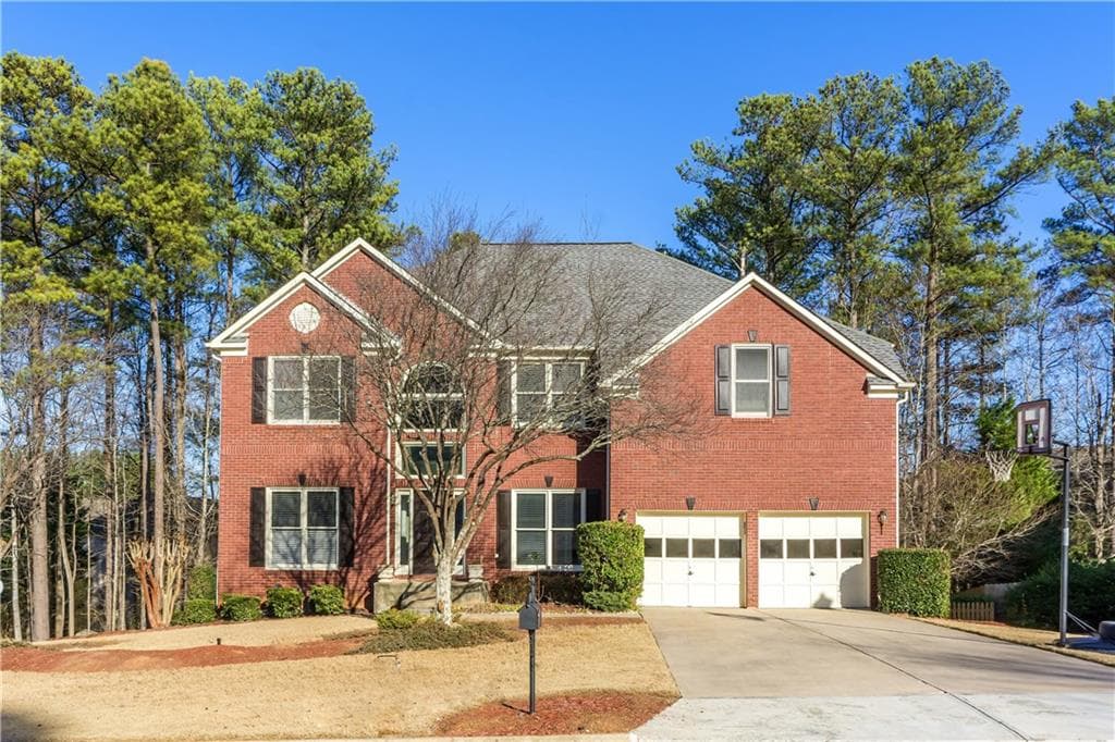 4 bedroom single family residence sold at 11020 Glenhurst Pass, Johns Creek, GA 30097