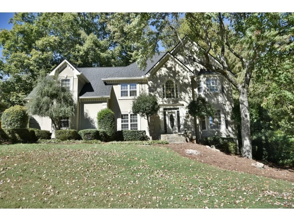 240 Merritt Drive, Roswell, GA 30076 — most recent listing photo