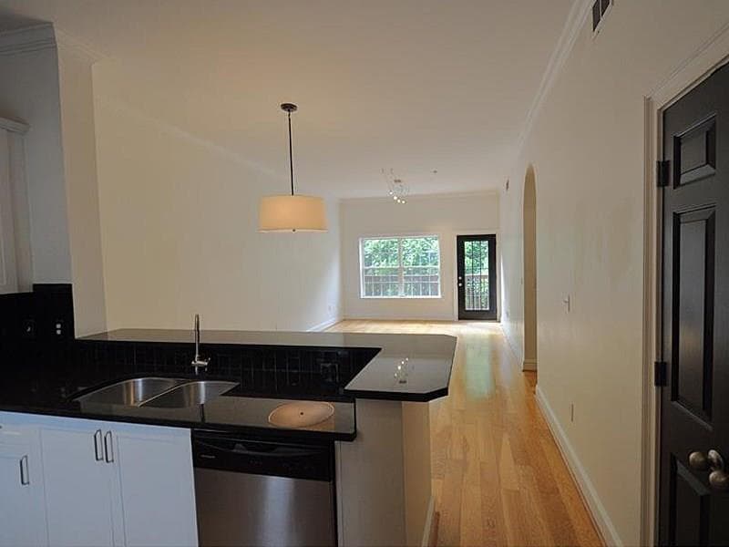 1 bedroom, 1,082 sq ft condominium sold at 1635 Briarcliff Road 14, Atlanta, GA 30306