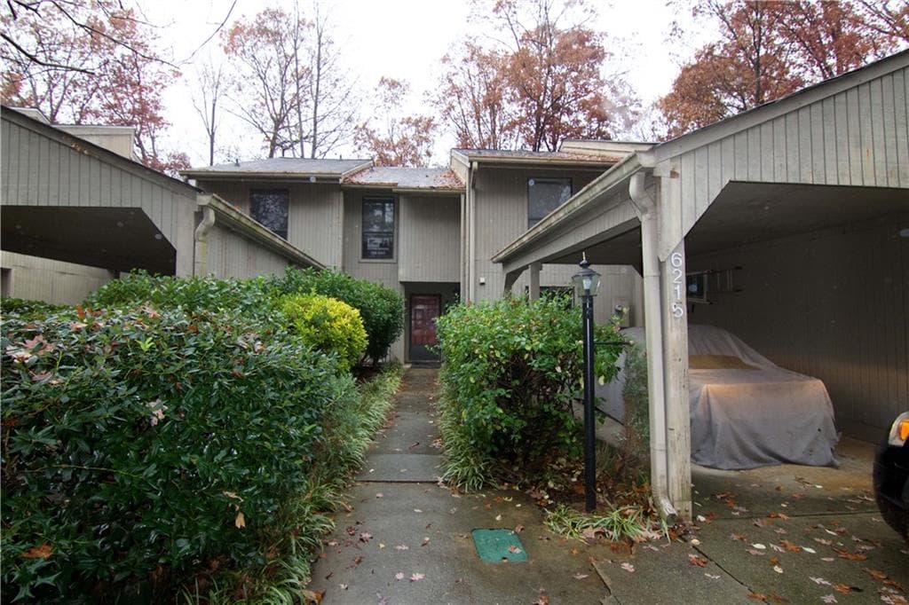 6215 Willow Run Road, Peachtree Corners, GA 30092 — most recent listing photo