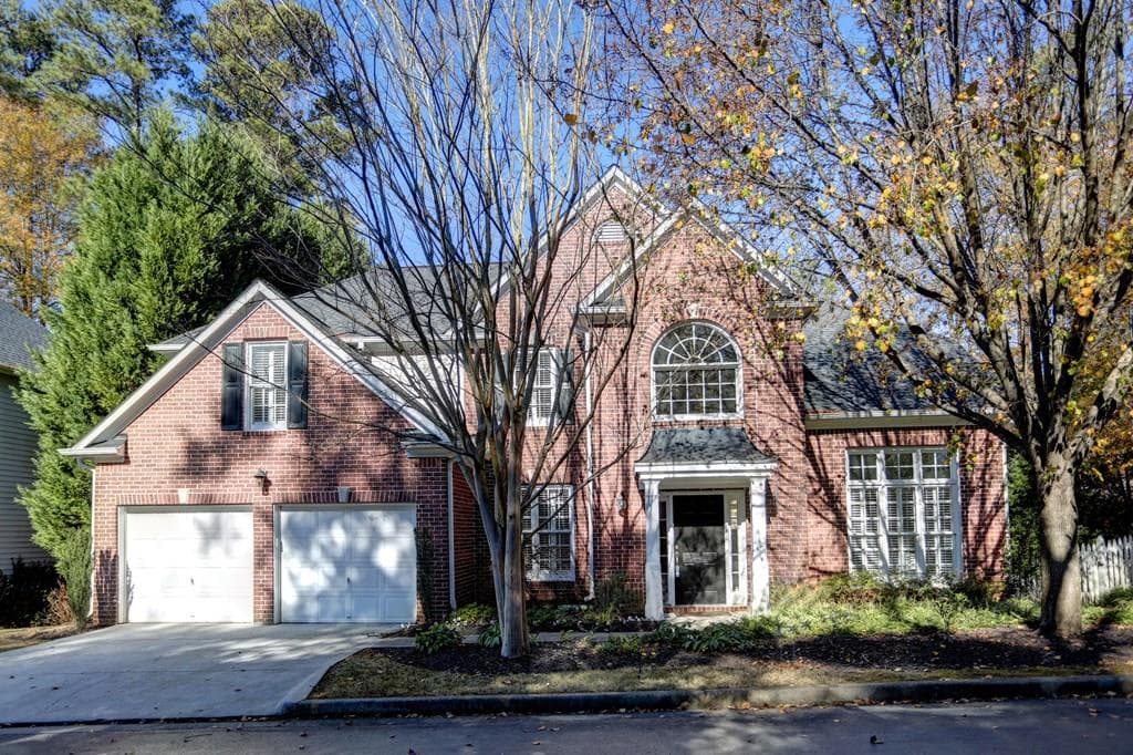 4 bedroom, 2,716 sq ft single family residence sold at 2502 W Madison Drive, Atlanta, GA 30360