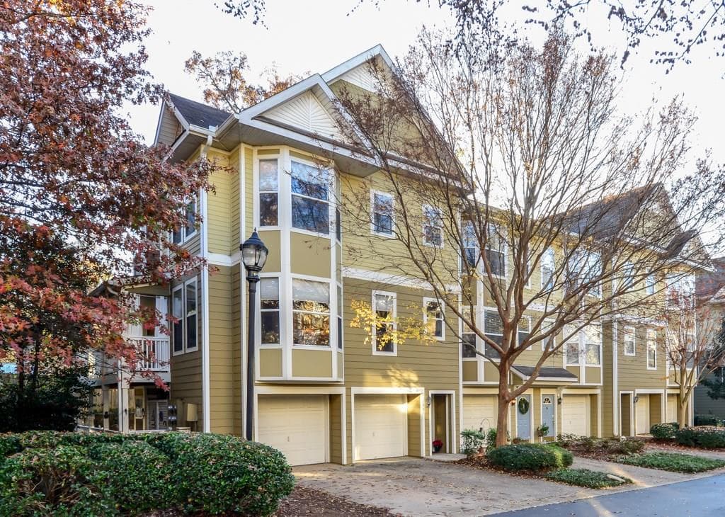3 bedroom, 1,878 sq ft condominium sold at 951 Glenwood Avenue 1901, Atlanta, GA 30316