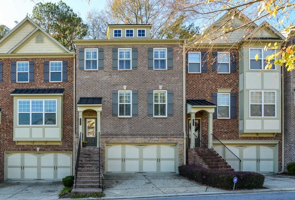 2090 Cobblestone Circle, Brookhaven, GA 30319 — most recent listing photo