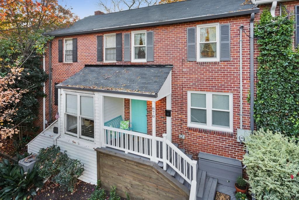 2 bedroom, 950 sq ft townhouse sold at 870 Argonne Avenue 870, Atlanta, GA 30308