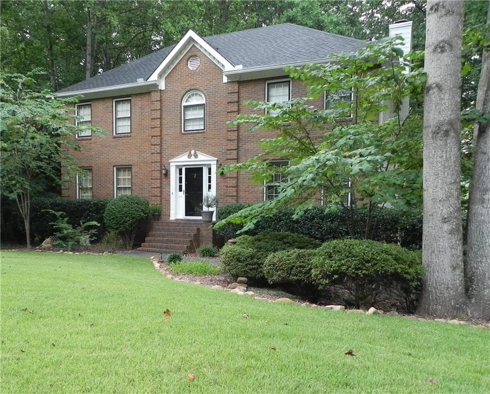4 bedroom, 2,824 sq ft single family residence sold at 2581 N Arbor Trail, Marietta, GA 30066