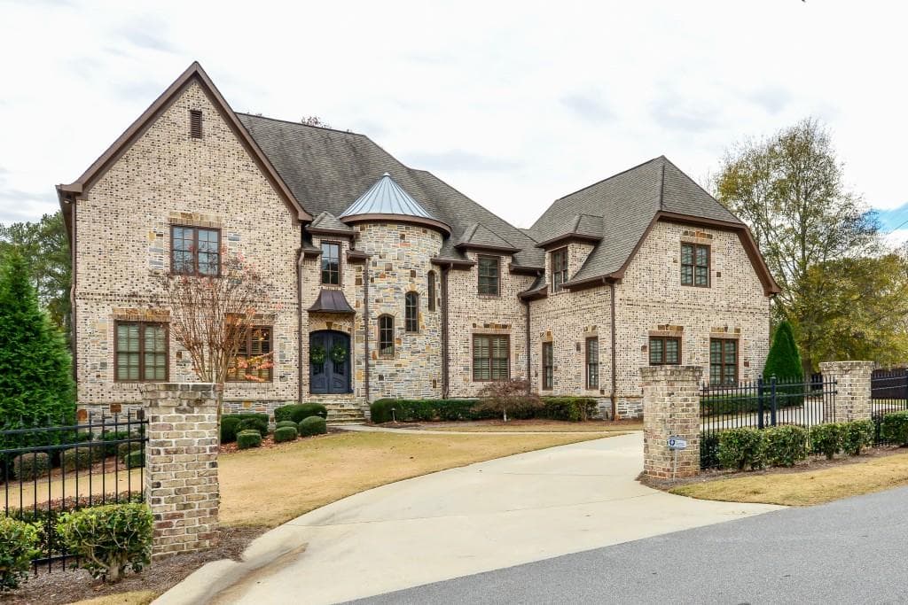5 bedroom, 7,391 sq ft single family residence sold at 2670 Porter Lane, Marietta, GA 30062