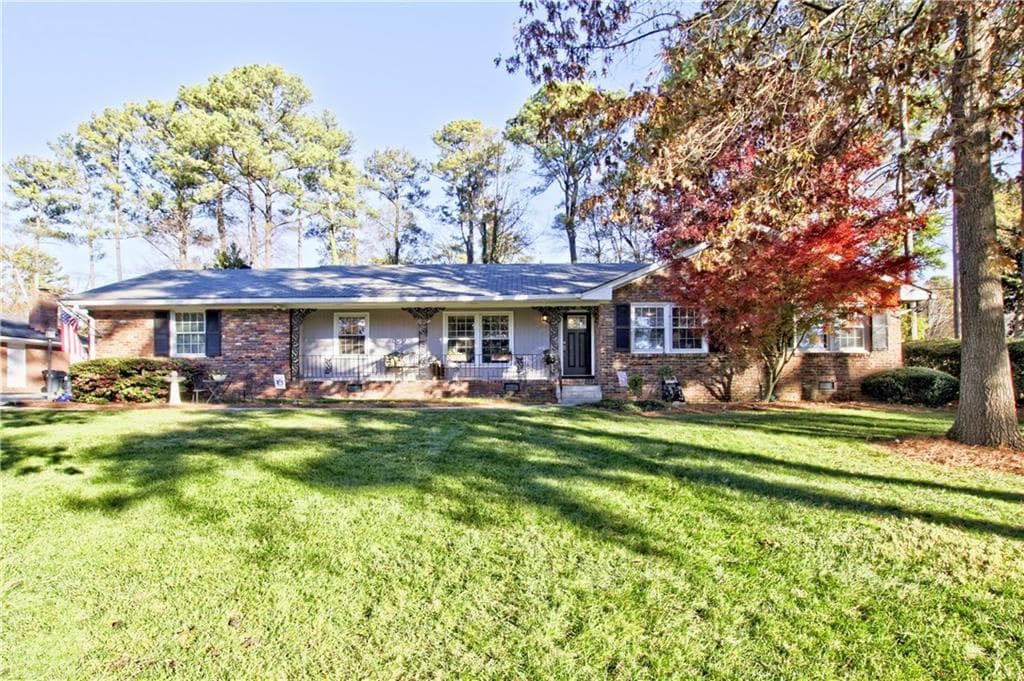 520 Gerry Lane, Sandy Springs, GA 30328 — most recent listing photo
