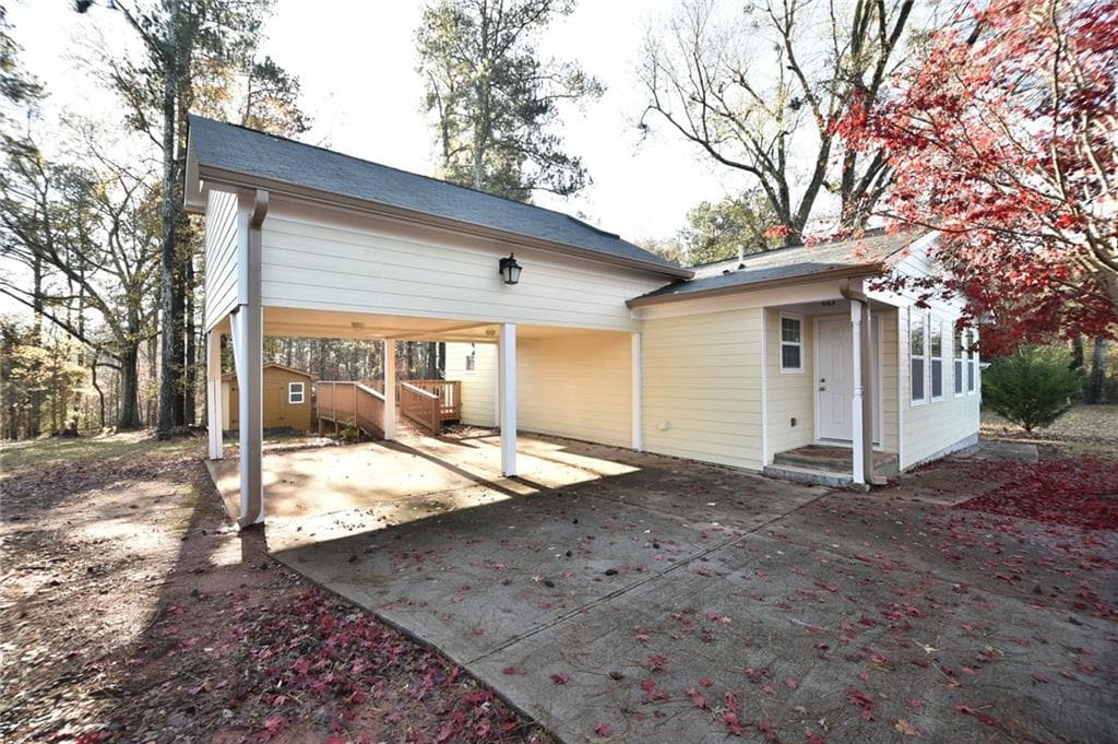 2850 Hitt Road, Cumming, GA 30041 — most recent listing photo
