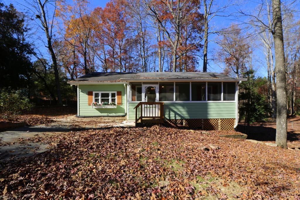 400 Brandywine Court, Alpharetta, GA 30004 — most recent listing photo