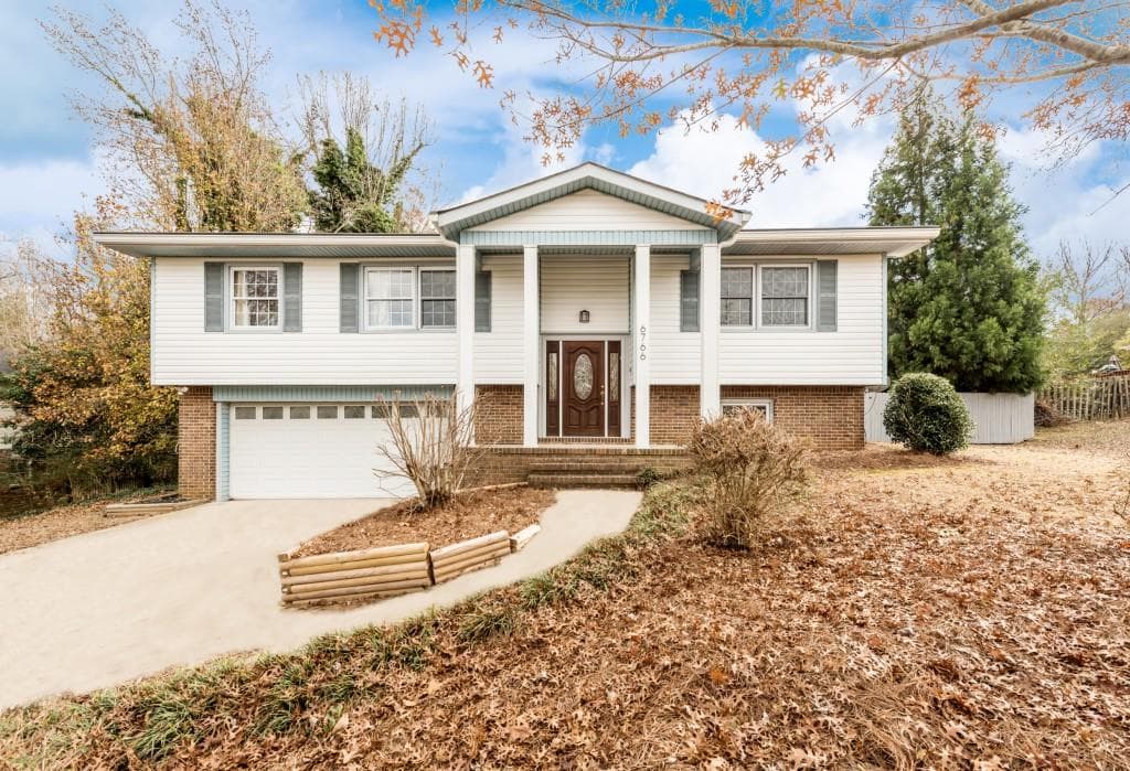 3 bedroom, 2,086 sq ft single family residence sold at 6766 Tilton Lane, Atlanta, GA 30360