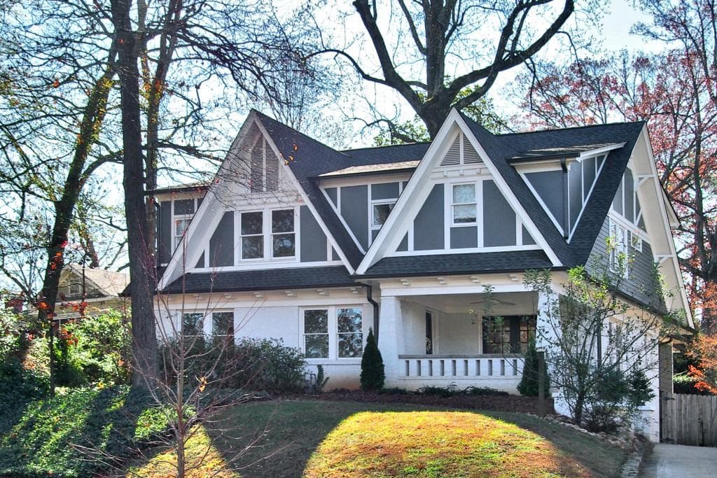 5 bedroom, 3,294 sq ft single family residence sold at 1398 Northview Avenue, Atlanta, GA 30306