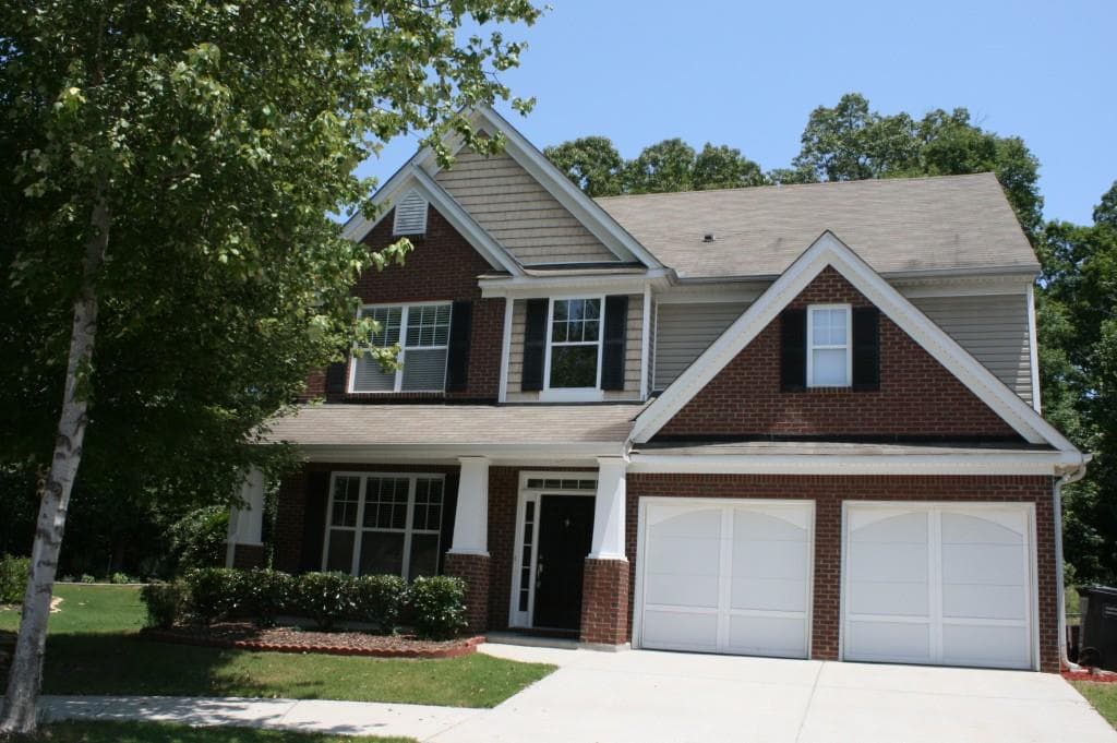 4 bedroom, 2,213 sq ft single family residence sold at 6869 Island Pointe Drive, Buford, GA 30518