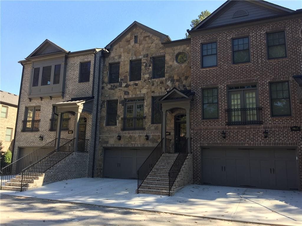 3 bedroom, 2,536 sq ft townhouse sold at 2520 Carmel Way, Alpharetta, GA 30009