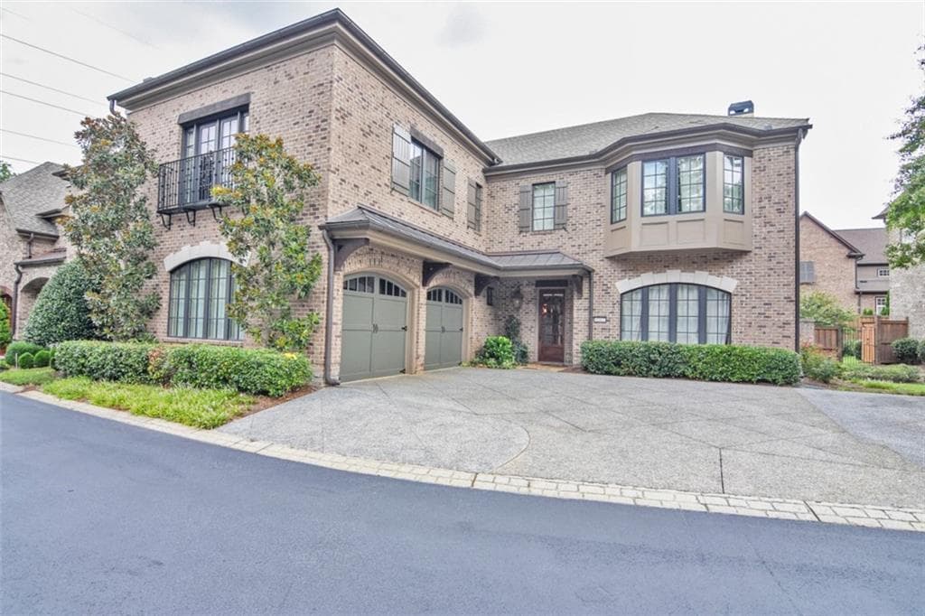 4567 Woodlawn Gates Lane 2, Marietta, GA 30068 — most recent listing photo