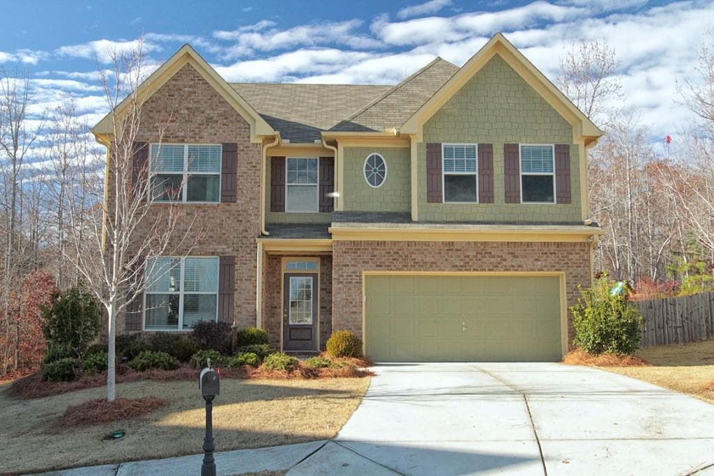 3723 Fallen Oak Drive, Buford, GA 30519 — most recent listing photo