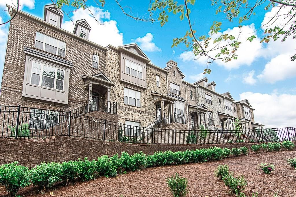 2540 Carmel Way, Alpharetta, GA 30009 — most recent listing photo