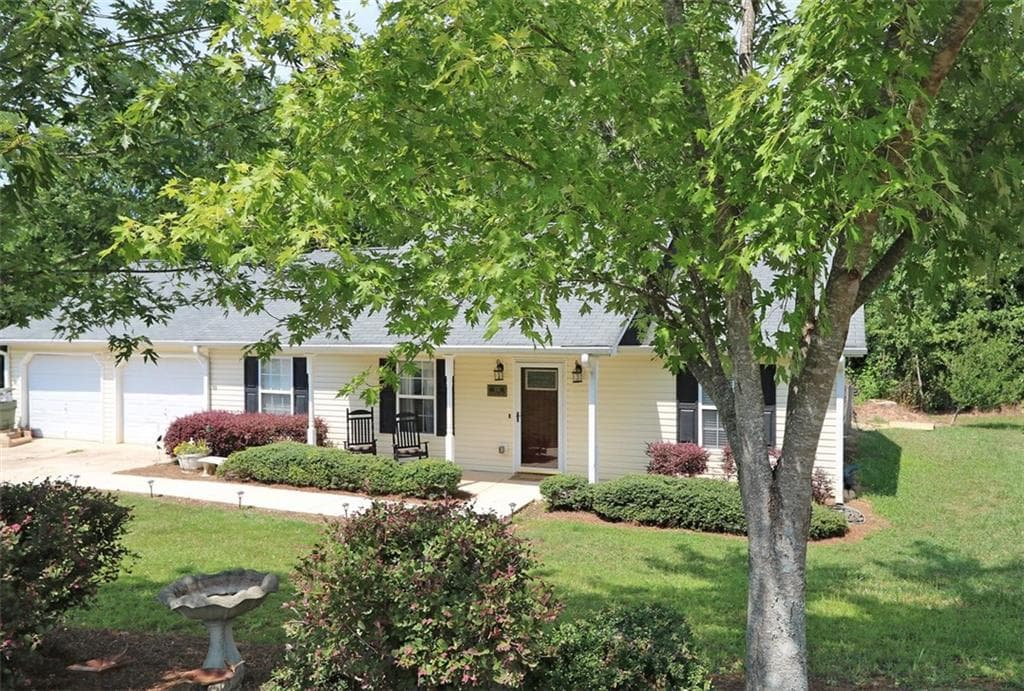 574 Woodwind Drive, Rockmart, GA 30153 — most recent listing photo