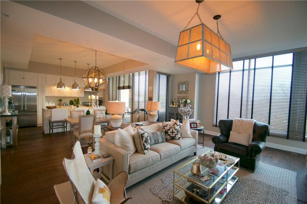 2 bedroom, 1,381 sq ft condominium sold at 1820 Peachtree Street 503, Atlanta, GA 30309