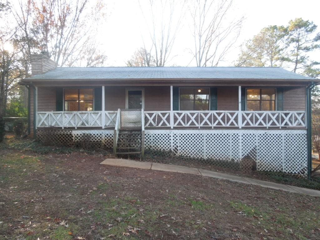 3 bedroom, 1,324 sq ft single family residence sold at 17 Powder Court, Dallas, GA 30157