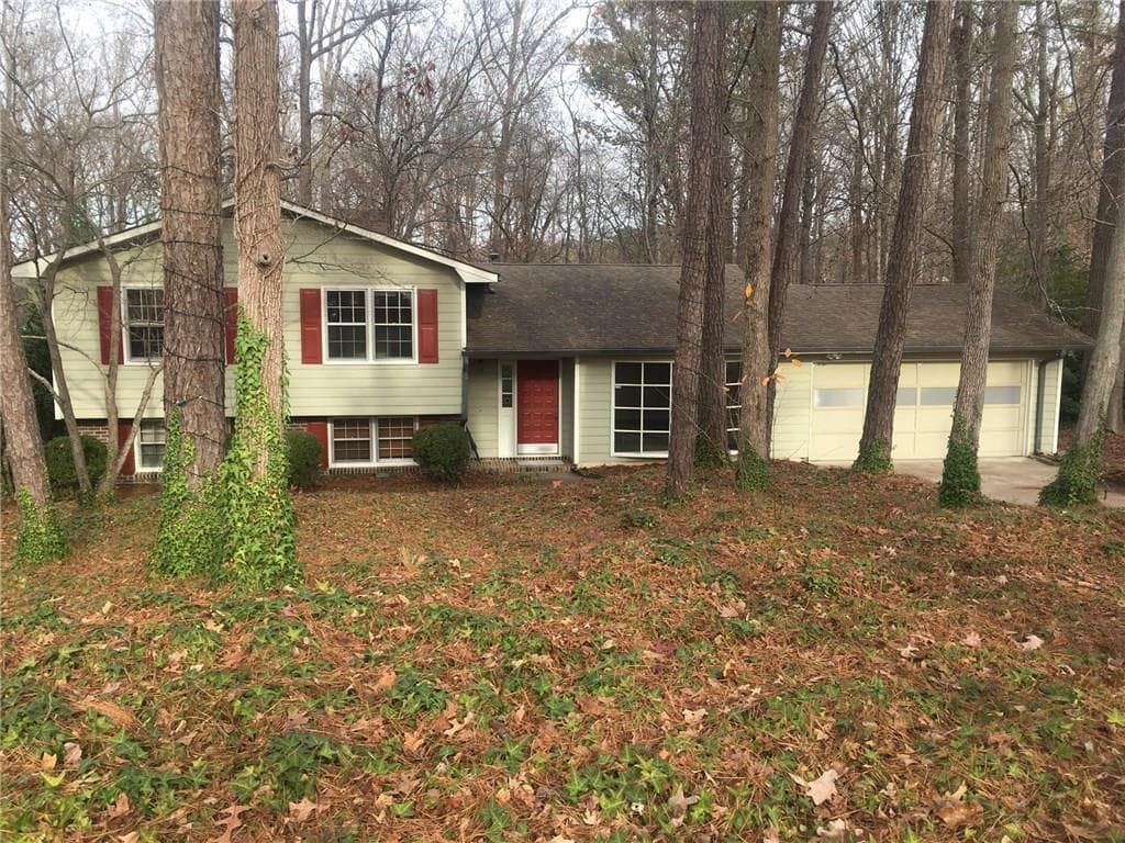 5 bedroom, 2,285 sq ft single family residence sold at 1966 Kensington High Street, Lilburn, GA 30047