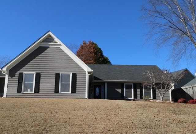 3 bedroom, 1,960 sq ft single family residence sold at 12470 Concord Hall Drive, Alpharetta, GA 30005
