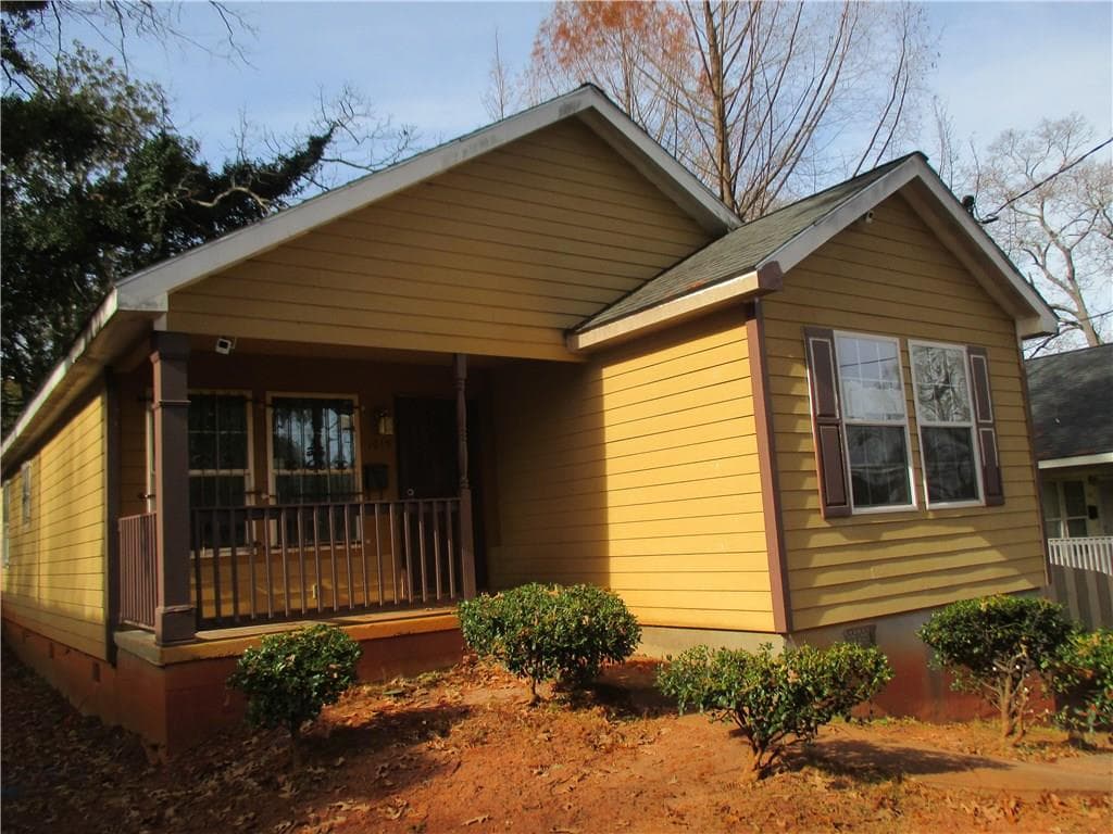 3 bedroom, 1,183 sq ft single family residence sold at 1015 Coleman Street, Atlanta, GA 30310