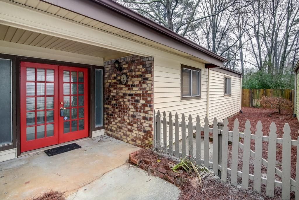 2954 Chipmunk Trail, Marietta, GA 30067 — most recent listing photo