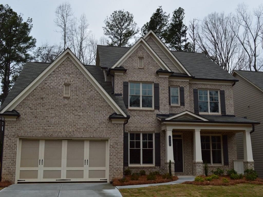4932 Park Vale Drive, Sugar Hill, GA 30518 — most recent listing photo