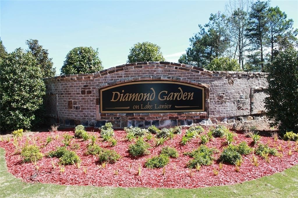 5 bedroom single family residence sold at 4685 Diamond Garden Road, Cumming, GA 30041