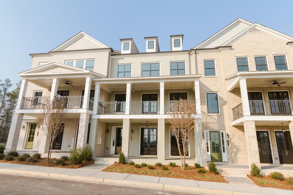 122 Harlow Circle, Roswell, GA 30076 — most recent listing photo