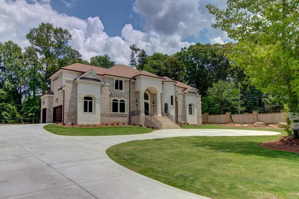 4 bedroom, 6,300 sq ft single family residence sold at 1320 Audubon Court, Atlanta, GA 30311