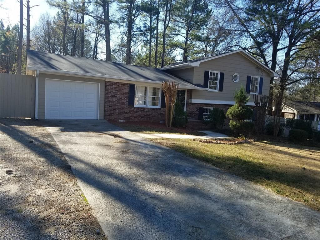 6770 Hampshire Drive, Tucker, GA 30084 — most recent listing photo