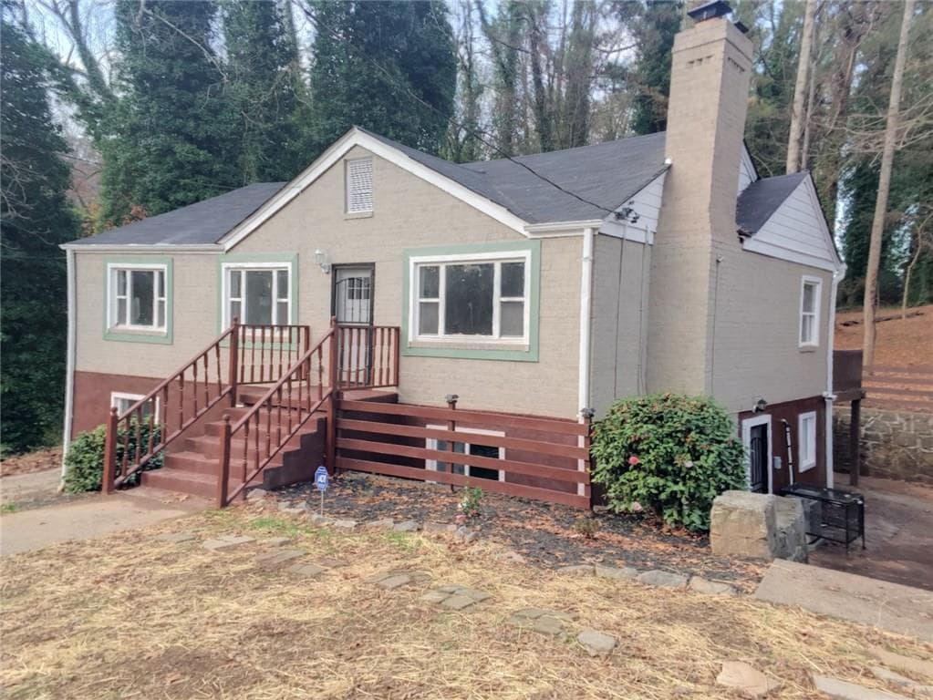 4 bedroom, 1,272 sq ft single family residence sold at 1621 Avon Avenue, Atlanta, GA 30311
