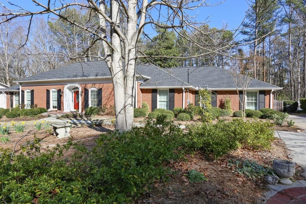 310 Riverhill Drive, Sandy Springs, GA 30328 — most recent listing photo