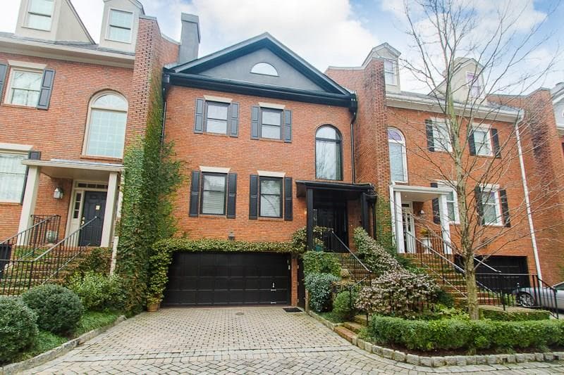 4 bedroom, 4,320 sq ft townhouse sold at 2 W Wesley Road 2, Atlanta, GA 30305