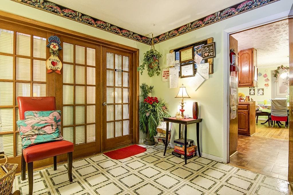 7 bedroom, 2,272 sq ft single family residence sold at 3059 Nottaway Court, Atlanta, GA 30341