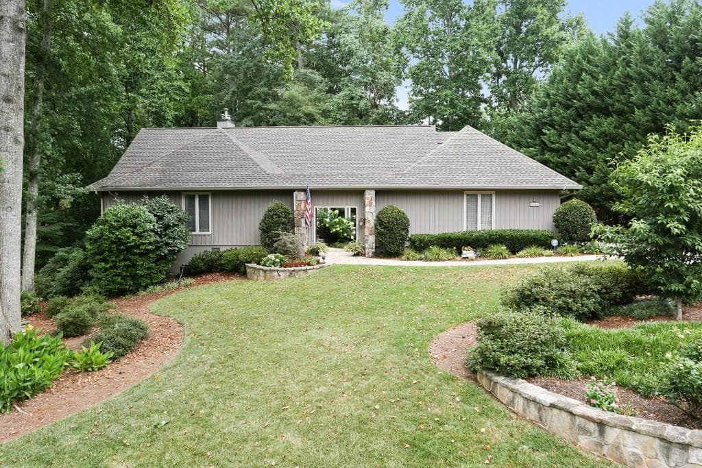 5344 Forest Springs Drive, Dunwoody, GA 30338 — most recent listing photo