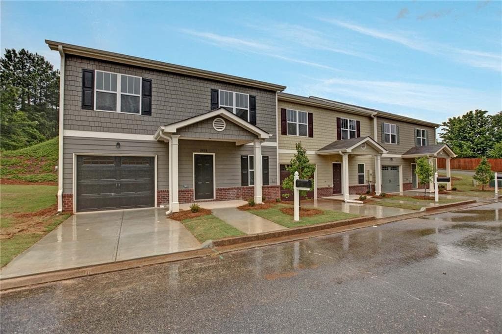 3 bedroom townhouse sold at 2875 Fox Wood Lane, Gainesville, GA 30504