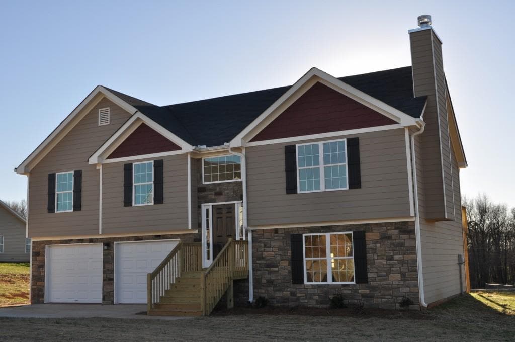 8241 Mountain Glen Drive, Clermont, GA 30527 — most recent listing photo