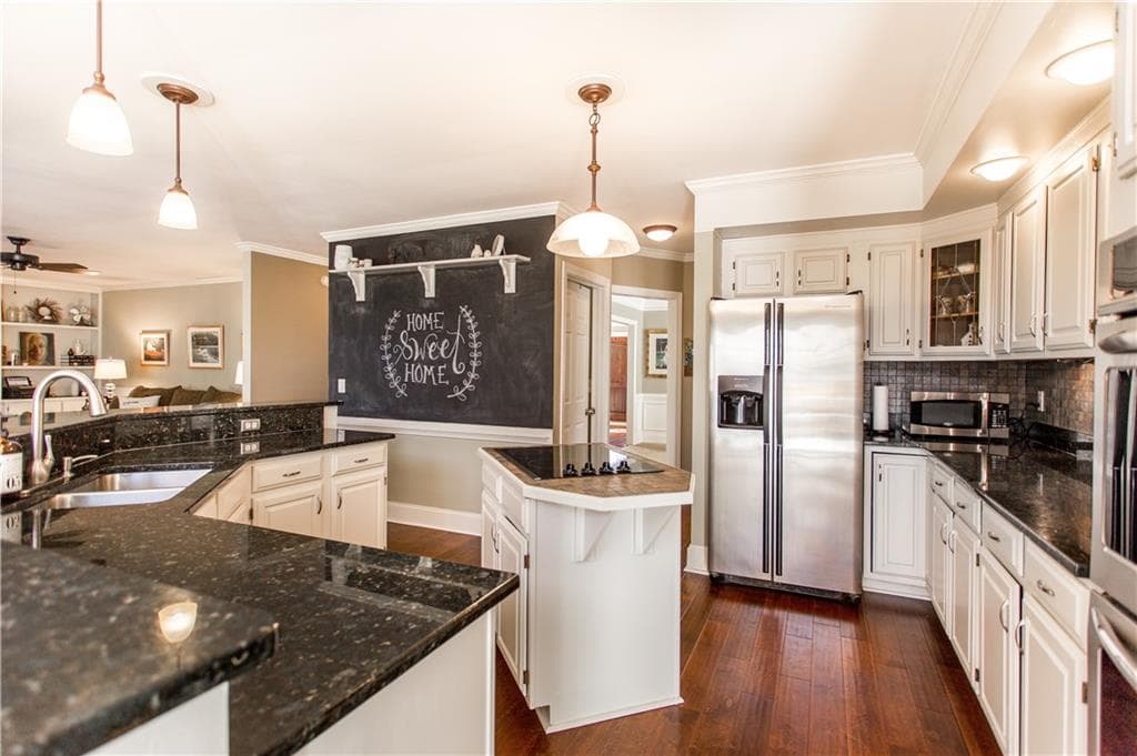200 NE Chiswick Close, Johns Creek, GA 30022 — most recent listing photo