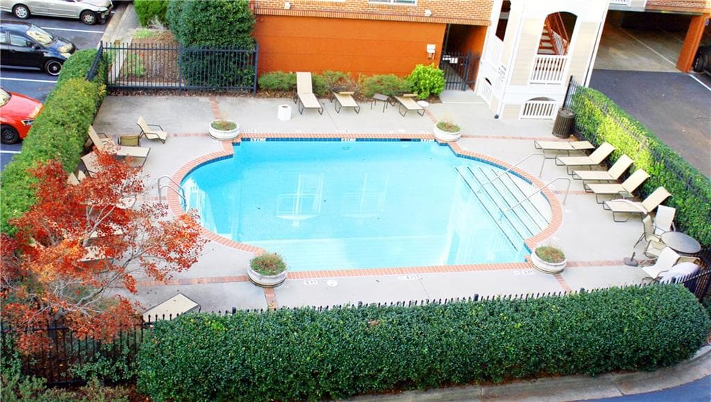 1 bedroom, 735 sq ft condominium sold at 4333 Dunwoody Park 2309, Atlanta, GA 30338