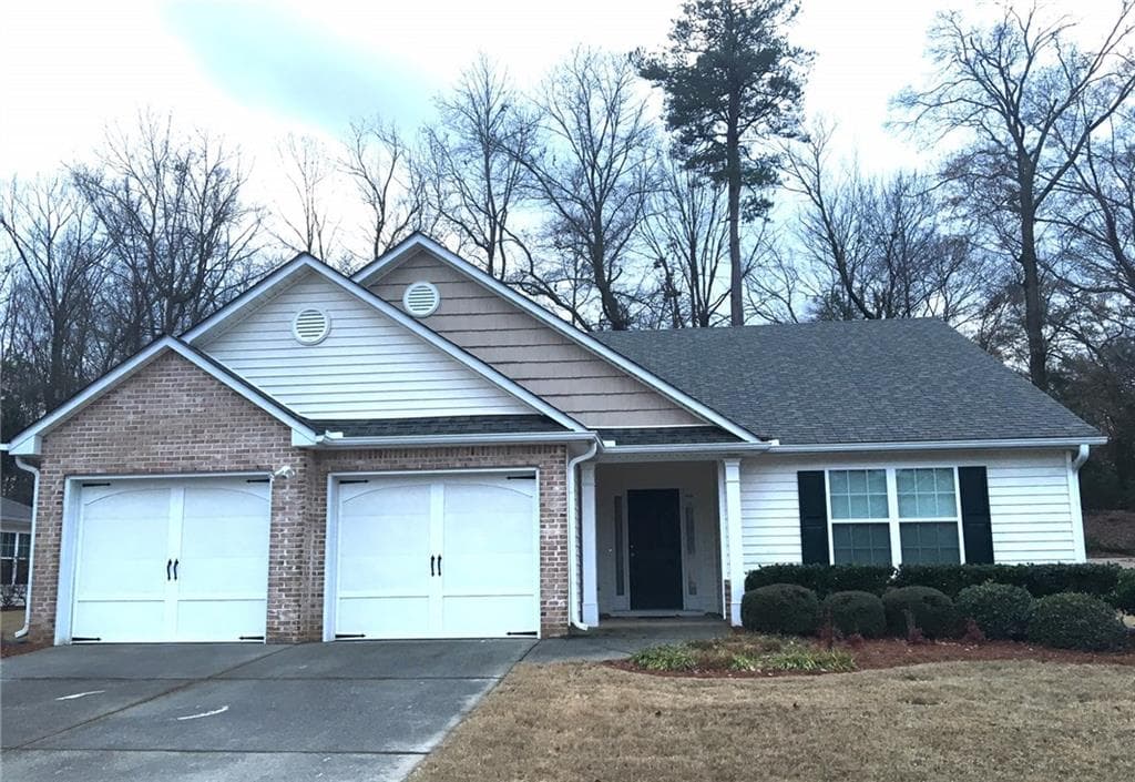 3 bedroom, 1,736 sq ft single family residence sold at 176 Briarcrest Drive, Jefferson, GA 30549