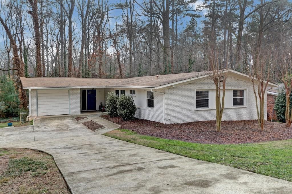 3648 Woodstream Circle, Brookhaven, GA 30319 — most recent listing photo
