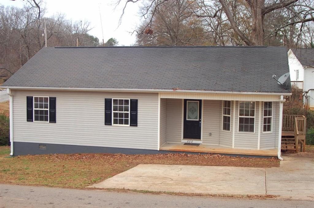222 Central Avenue, Commerce, GA 30529 — most recent listing photo