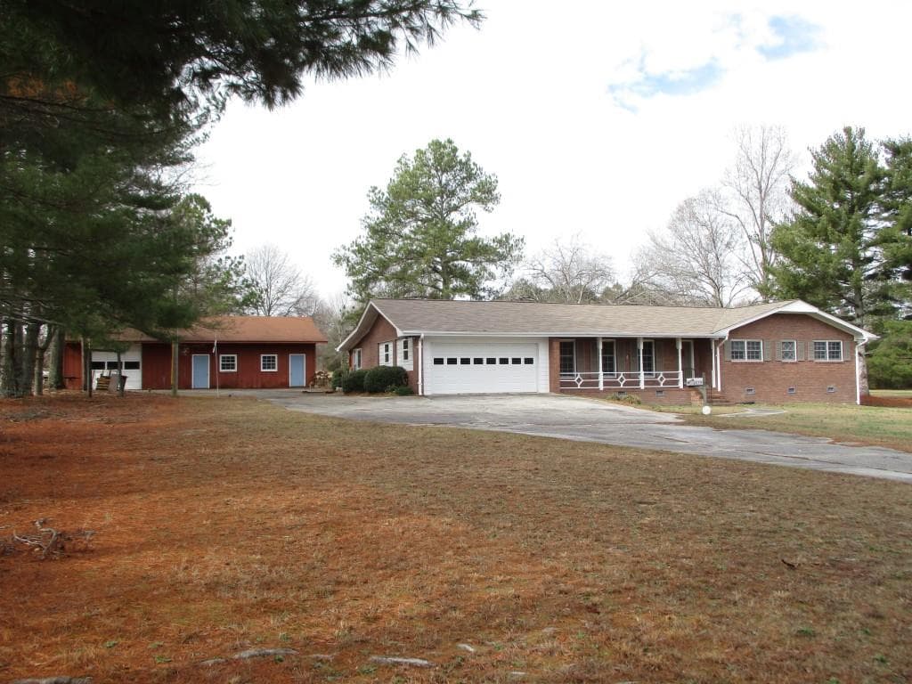 2579 Rosebud Road, Grayson, GA 30017 — most recent listing photo