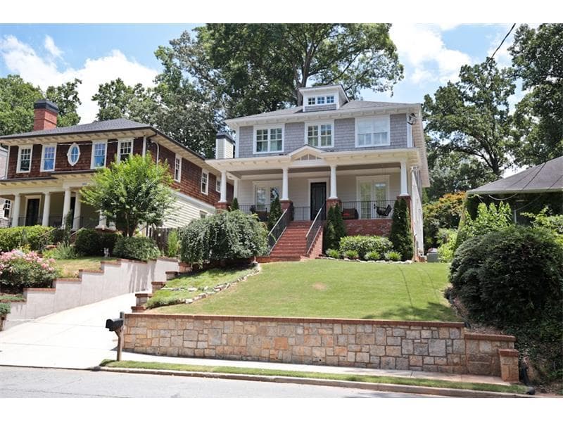5 bedroom, 4,352 sq ft single family residence sold at 1417 Wessyngton Road, Atlanta, GA 30306