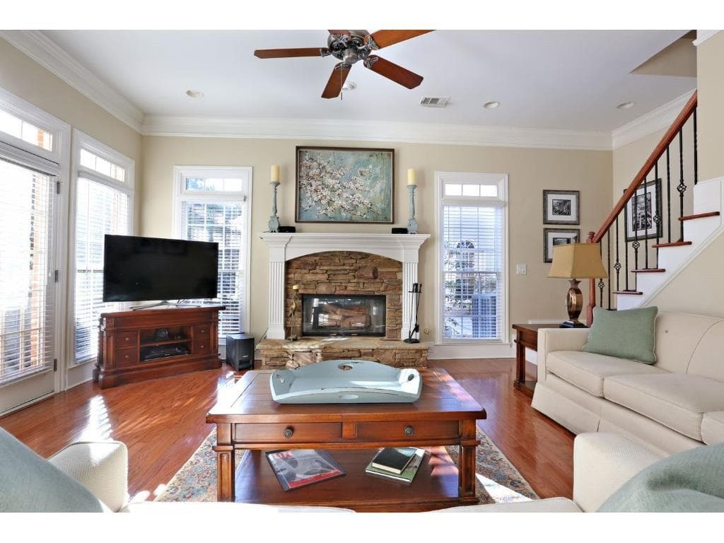 4 bedroom, 3,098 sq ft single family residence sold at 479 Wilfawn Way, Avondale Estates, GA 30002