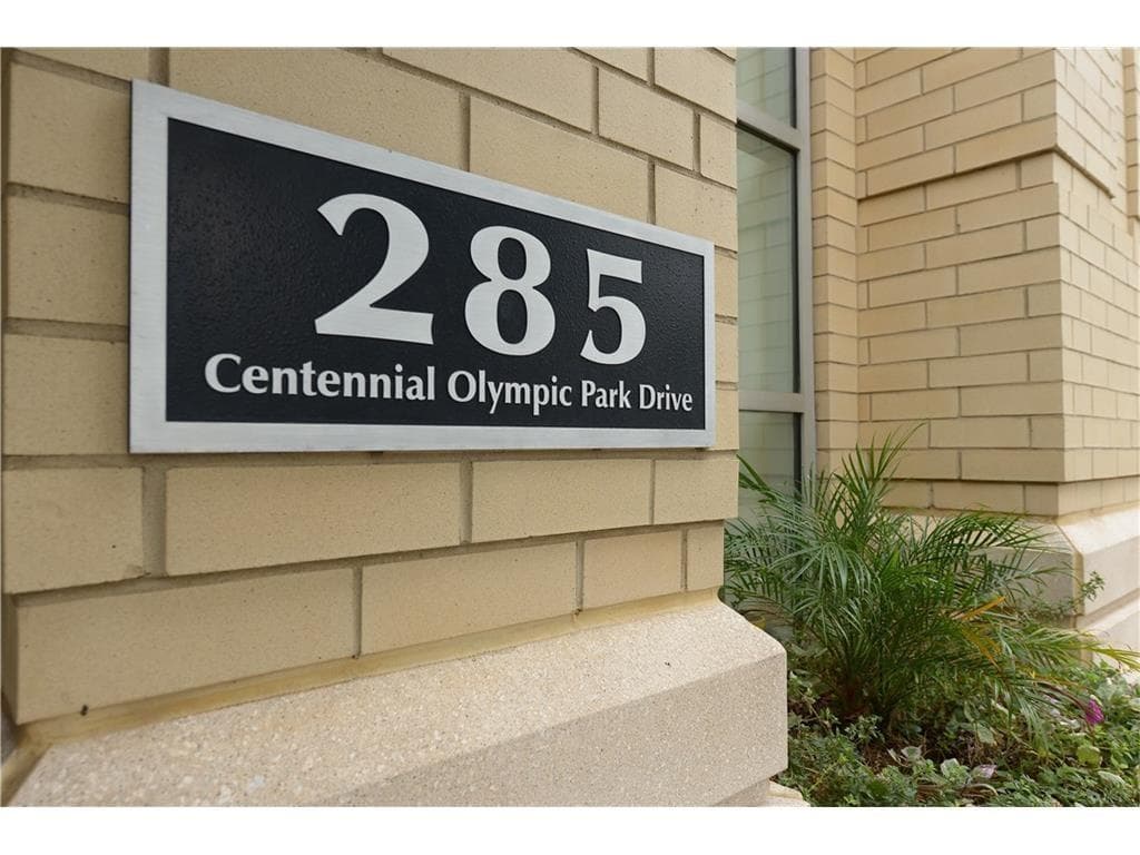 2 bedroom, 1,579 sq ft condominium sold at 285 Centennial Olympic Park Drive 2108, Atlanta, GA 30313