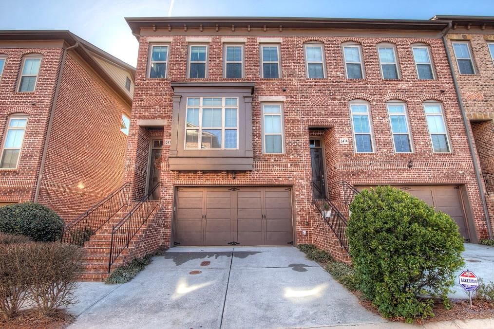 4 bedroom, 2,351 sq ft townhouse sold at 2476 Crescent Park Court 1497, Atlanta, GA 30339